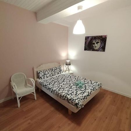 "Le N2" Beaucaire Centre-Ville Esterno foto